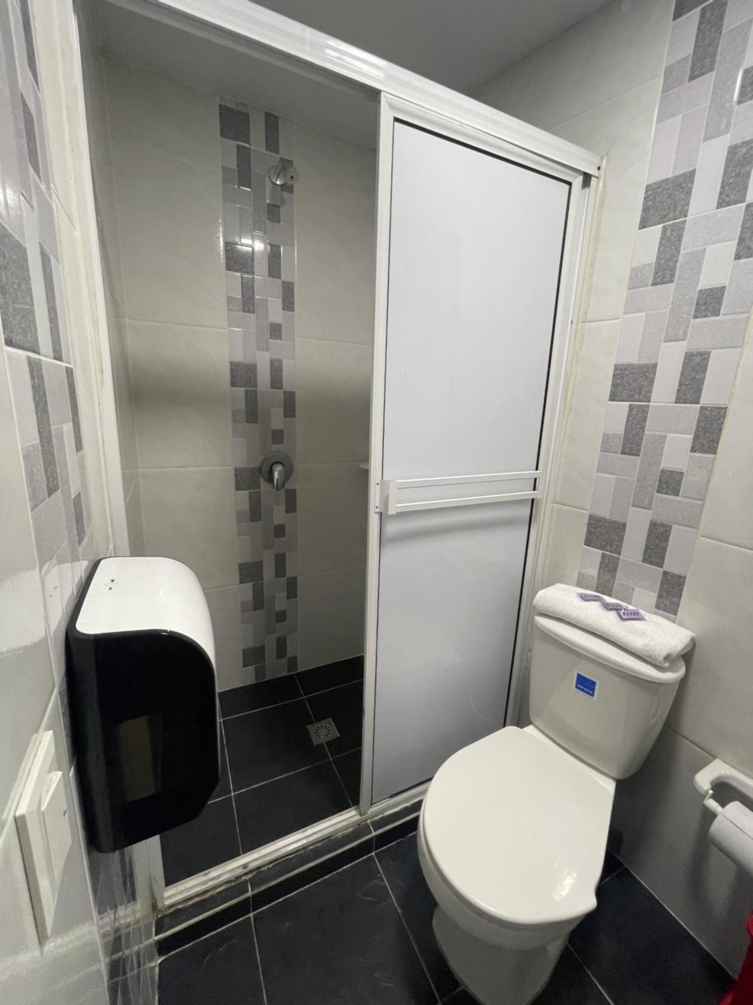 Hotel Select מדיין מראה חיצוני תמונה