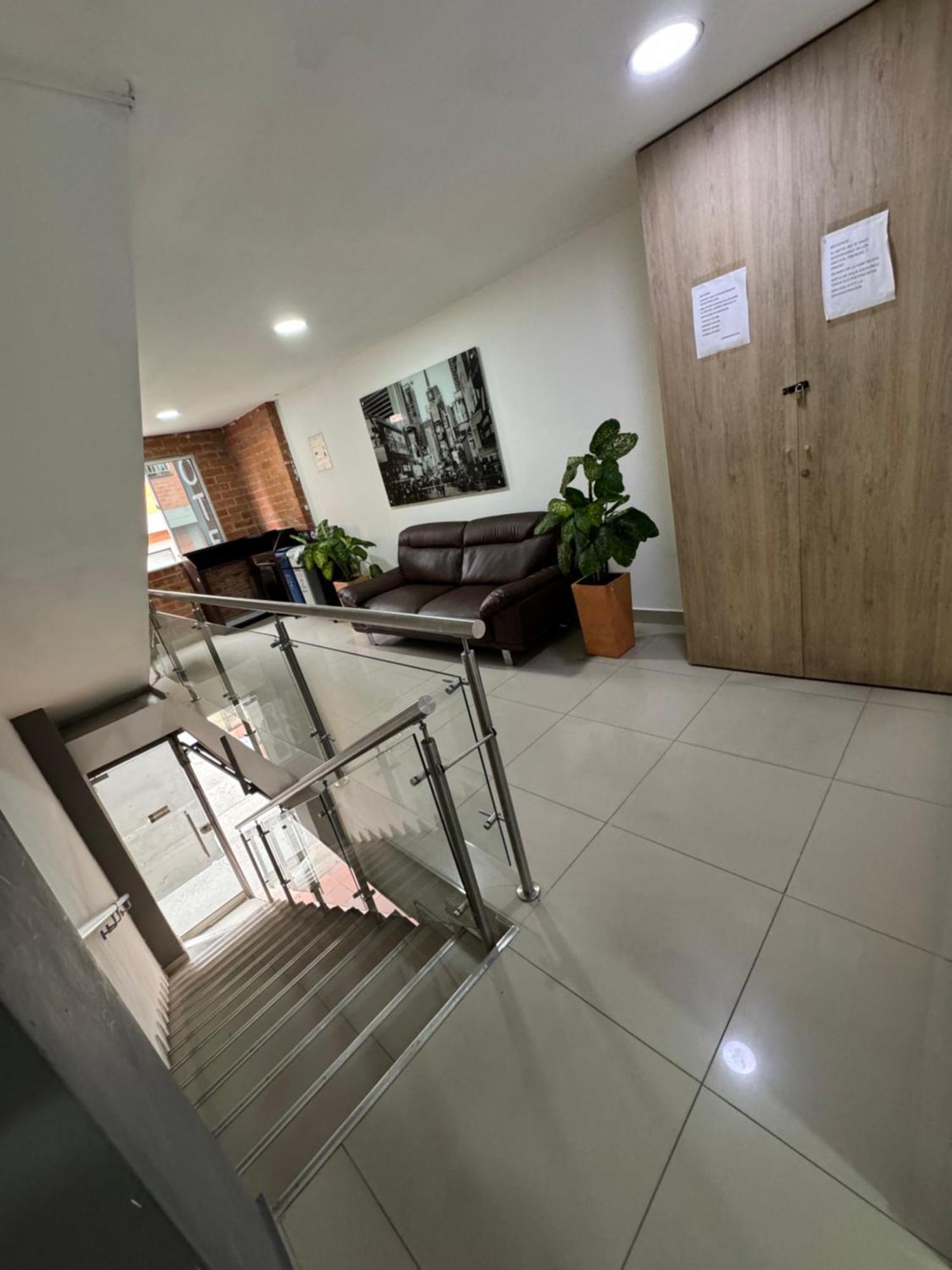 Hotel Select מדיין מראה חיצוני תמונה