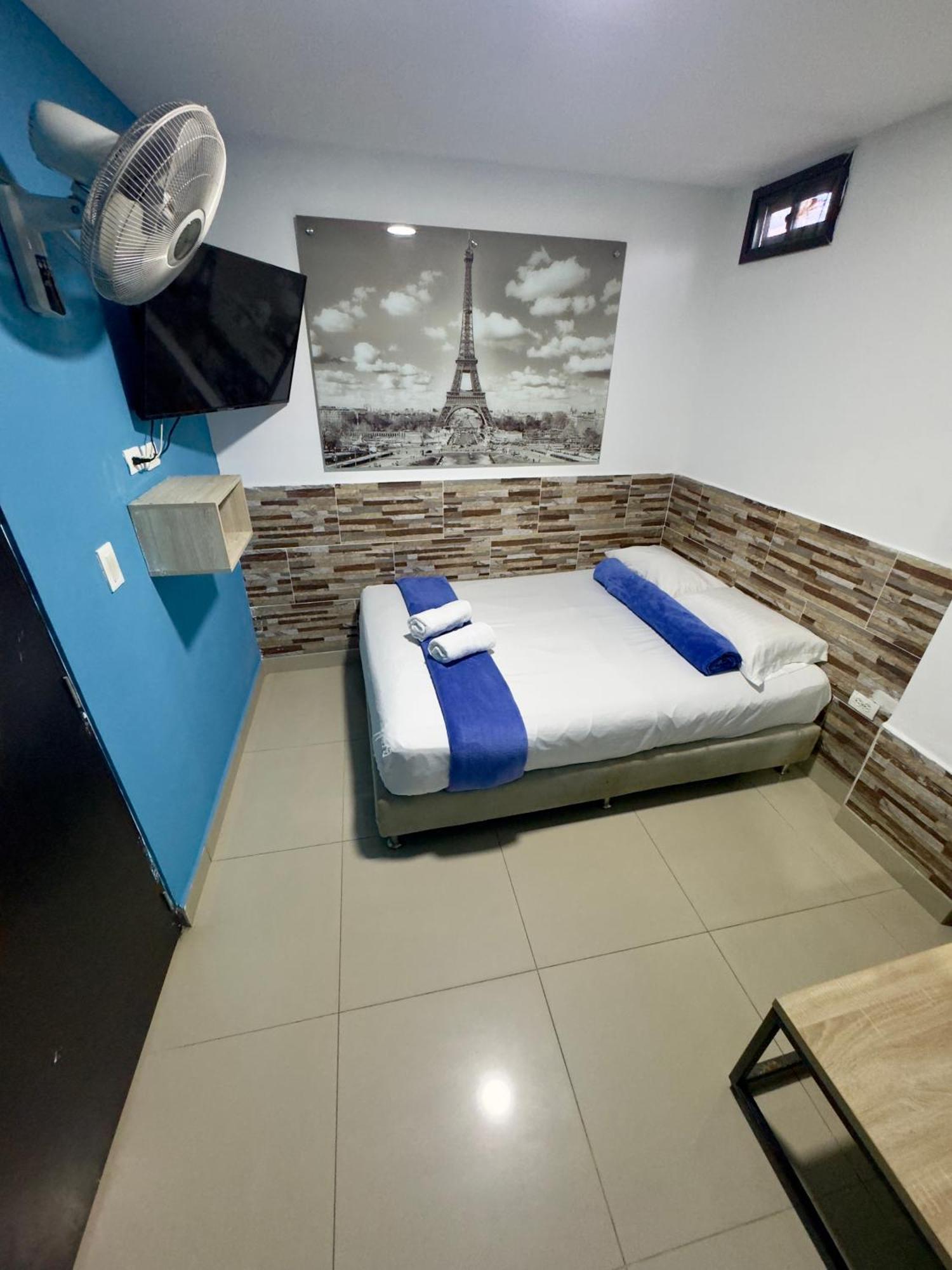 Hotel Select מדיין מראה חיצוני תמונה