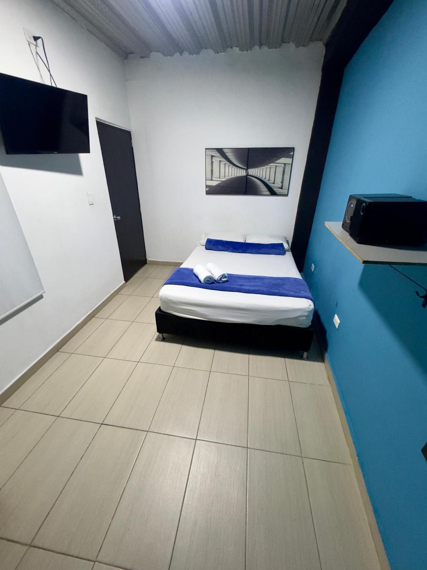 Hotel Select מדיין מראה חיצוני תמונה